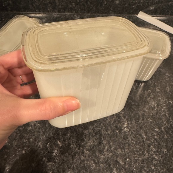 Vintage Hazel Atlas Milk Glass Refrigerator Dishes 1940-50s Plastic Lid Set of 3 - Picture 4 of 7
